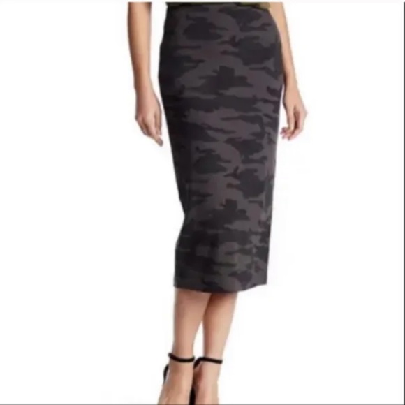 NWT Sanctuary | Midi Camo Skirt | XS - Picture 2 of 5